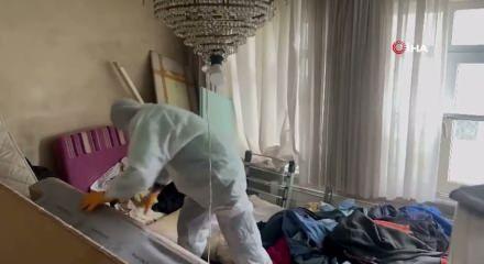 Beyoğlu'nda Korkun&ccedil; Manzara: Tek Bir Evden Tam 4 Ton &Ccedil;&ouml;p &Ccedil;ıktı!