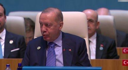 Cumhurbaşkanı Erdoğan, T&uuml;rk Devletleri Teşkilatı Toplantısı&rsquo;nı Dede Korkut duasıyla bitirdi. 