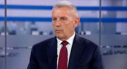 Eski Yunan general Floros T&uuml;rkiye'yi hedef aldı: Kendi ayaklarına sıkıyorlar
