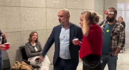 İsmail Saymaz'ı savunmak B&uuml;lent Arın&ccedil;'a kaldı: Trajik ve komikmiş!