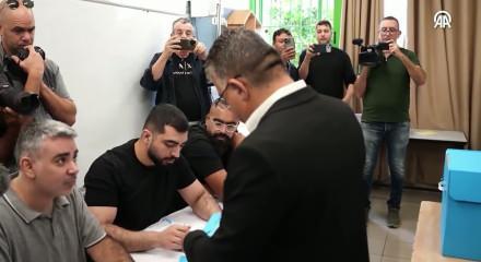 İsrail'deki se&ccedil;imlerde flaş &ccedil;ıkış! Yusuf Cebbarin oyunu kullandı, Netanyahu'ya meydan okudu!