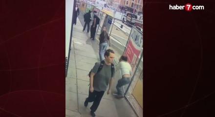 Kanada'da yumruklu saldırı! Sokakta y&uuml;r&uuml;yen kadın neye uğradığını şaşırdı
