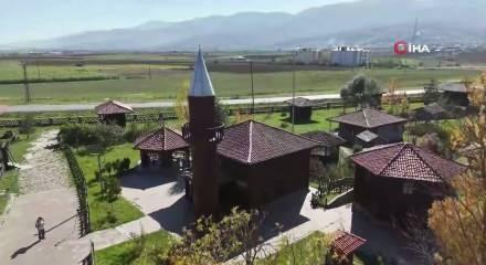Kaymakamın girişimiyle kurtuldu: Odun diye satılan &uuml;&ccedil; asırlık caminin ibretlik hikayesi
