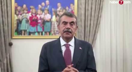 Bakan Yusuf Tekin okullardaki g&uuml;venlik, &ouml;ğretmen ve sınav sisteminde değişiklik a&ccedil;ıklamasında bulundu