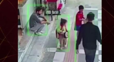 Şanlıurfa'da y&uuml;reklere dokunan ağabeylik! İki kardeşinin y&uuml;k&uuml;n&uuml; omuzladı 