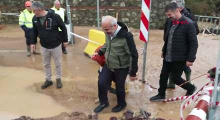 Şile&rsquo;de etkili olan sağanak sonrası k&ouml;pr&uuml;de hasar oluştu