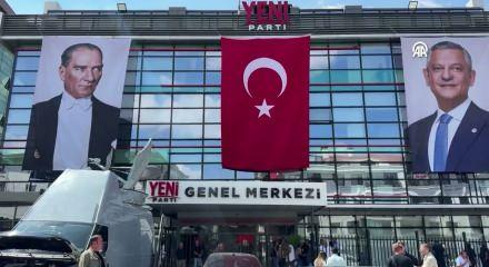 Yeni Parti'de adaylık tartışmaları krizi: Acil toplantıda 'sessiz olun' talimatı