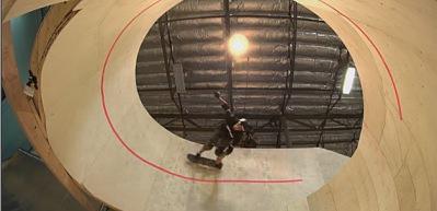 Tony Hawk'dan muhteşem yatay d&ouml;ng&uuml; hareketi