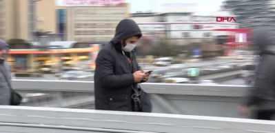 Toplu taşımada maskeli koronavir&uuml;s &ouml;nlemleri