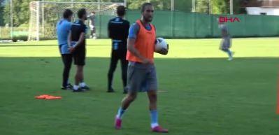 Trabzonspor idmanında Karaman fır&ccedil;a attı, Yusuf sitem etti