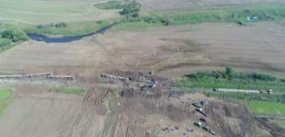 Tren enkazı havadan g&ouml;r&uuml;nt&uuml;lendi