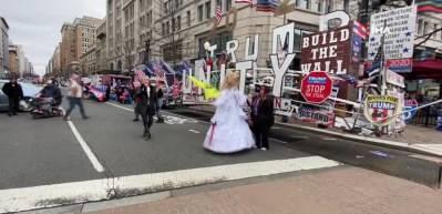 Trump can derdine d&uuml;şt&uuml;: Kendine af &ccedil;ıkarabilir