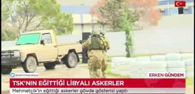 TSK'nin eğittiği askerlerden g&ouml;vde g&ouml;sterisi