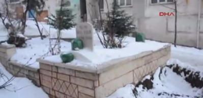 T&uuml;rbede define aradılar