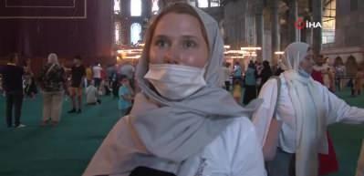 Turistler Ayasofya'ya hayran kaldı