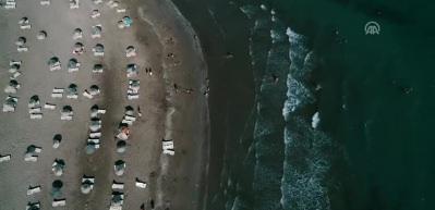 T&uuml;rkiye plajlarında 459 mavi bayrak dalgalanıyor