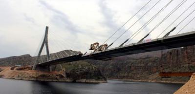 T&uuml;rkiye&rsquo;nin 3. b&uuml;y&uuml;k k&ouml;pr&uuml;s&uuml;nde son 6 metre