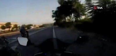 Silivri&rsquo;de motosiklet kazası... O anlar kamerada
