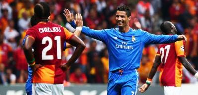 UEFA Ronaldo'nun en iyi 6 gol&uuml;n&uuml; se&ccedil;ti!
