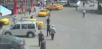 &Uuml;nl&uuml; kalp cerrahı b&ouml;yle vuruldu