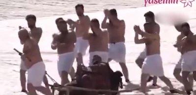 &Uuml;nl&uuml; sanat&ccedil;ı obeziteye b&ouml;yle dikkat &ccedil;ekti!