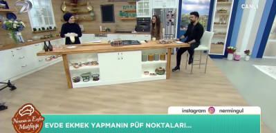  Uzun s&uuml;re bayatlamayan ekmek tarifi.. 