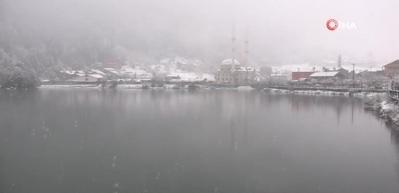 Uzung&ouml;l beyaza b&uuml;r&uuml;nd&uuml;
