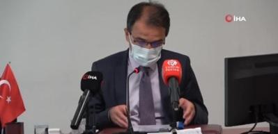 Vali Ayaz "50 yaş grubunu 3 g&uuml;nde aşılayabiliriz"