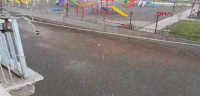  Van'da 6 kamyon ve 2 kamyonet ateşe verildi