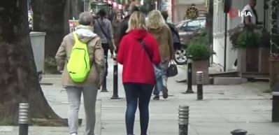 Vatandaşlar t&uuml;m uyarılara rağmen Bağdat Caddesi&rsquo;ne akın etti