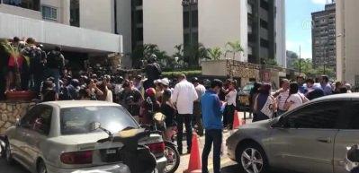 Venezuela'da y&uuml;ksek tansiyon