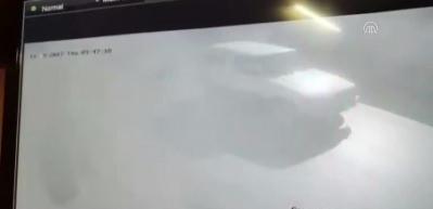 Pakistan'da intihar saldırısı g&uuml;venlik kamerasında