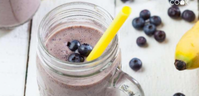 Yaban mersinli ve muzlu smoothie tarifi
