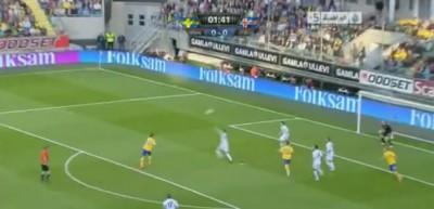 İbrahimovic'ten gelişine g&uuml;zel gol / VİDEO