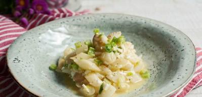 Yumurtalı kuşkonmaz salatası tarifi