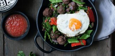 Yumurtalı sebzeli k&ouml;fte tarifi