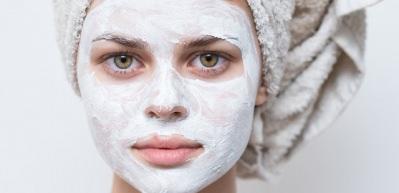 Y&uuml;z nemlendirici maske