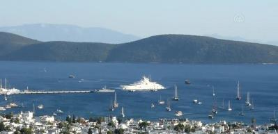 Y&uuml;zen saray 'Scheherazade' Bodrum'a demirledi!