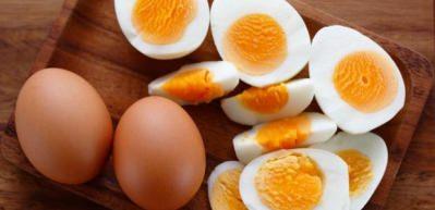 Zayıflamak i&ccedil;in yumurtanın neresi yenmeli?