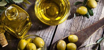 G&uuml;nde bir kaşık zeytin yağının inanılmaz etkileri!