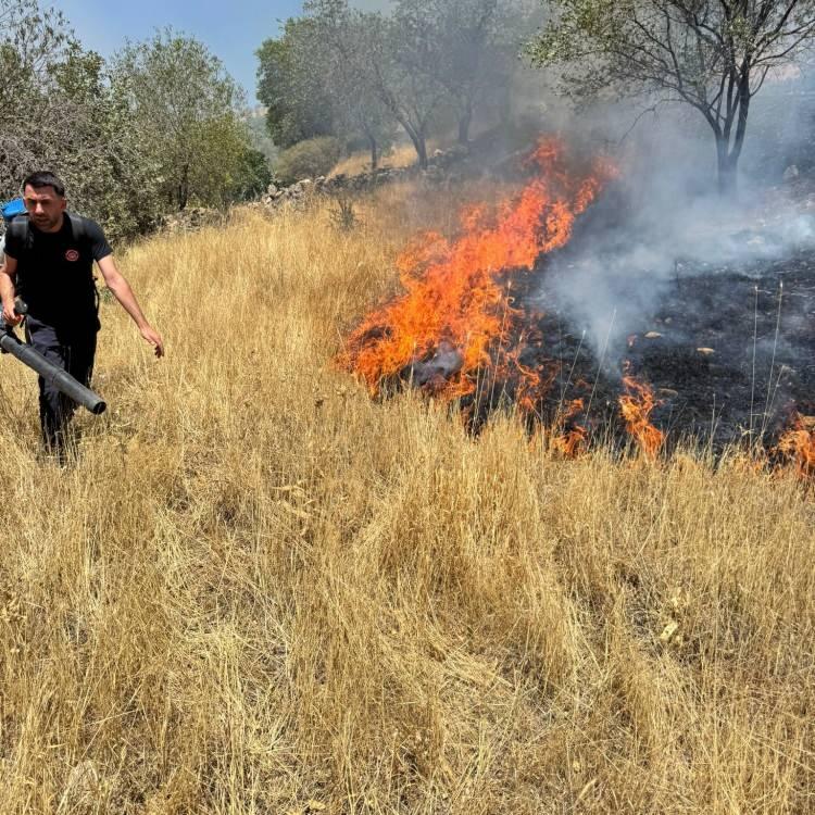 MARDİN'DEKİ YANGIN KONTROL ALTINA ALINDI