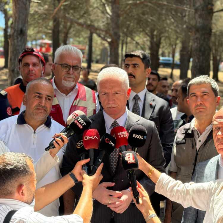 SİLİVRİ'DE ORMAN YANGINI!