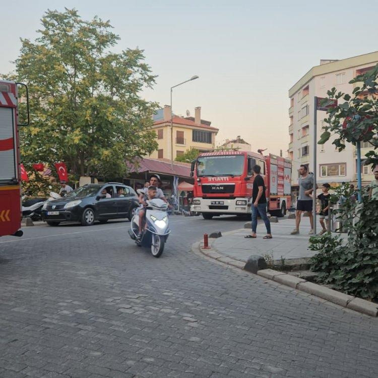 AFAD: RİSKLİ BİNALARDAN UZAK DURUN