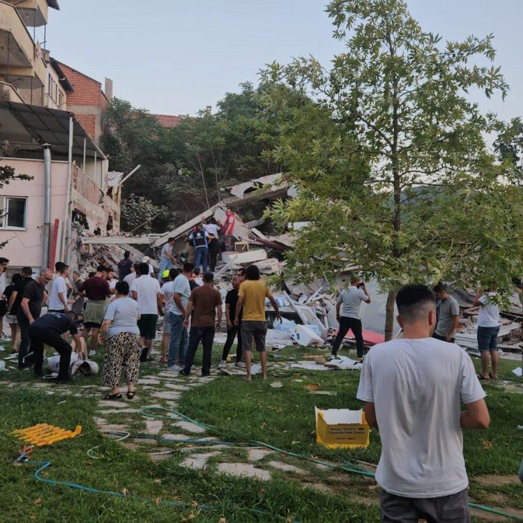 AFAD: SAHA TARAMALARI DEVAM ETMEKTE