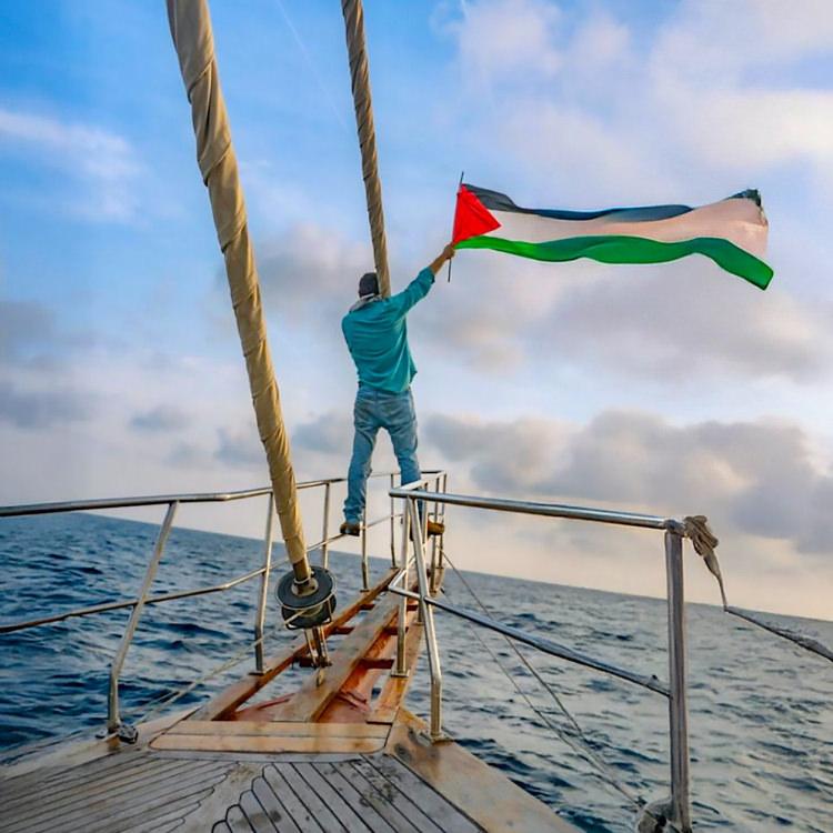 'FİLODA MÜDAHALE EDİLMEYEN TEKNELER GAZZE'YE İLERLEMEYE DEVAM EDİYOR'