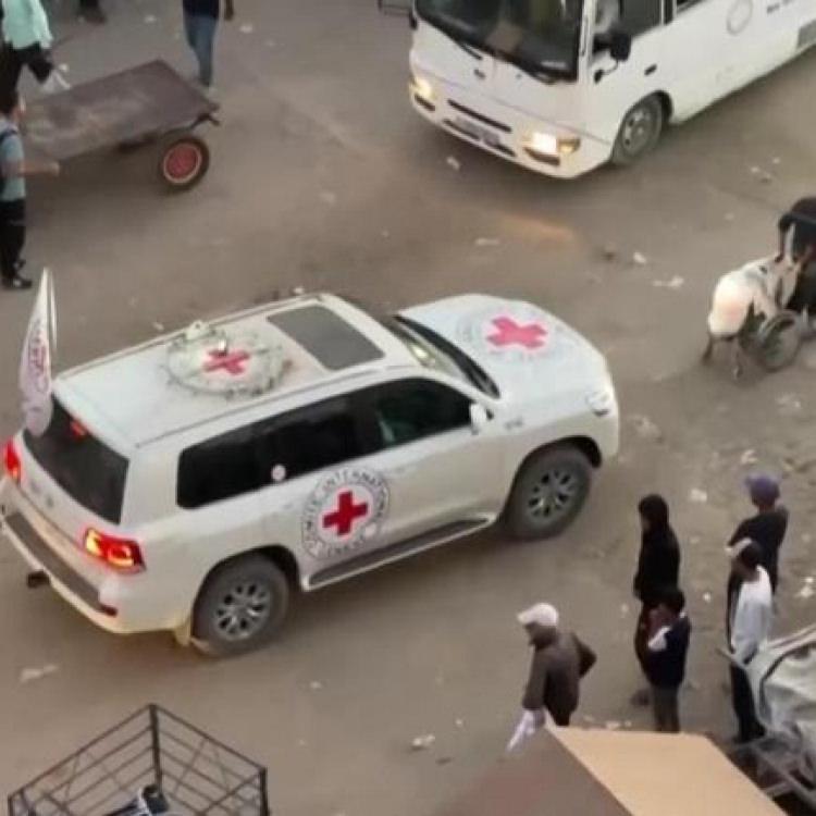 KIZILHAÇ, ESİRLERİN TESLİM ALINACAĞI NOKTAYA GİTTİ