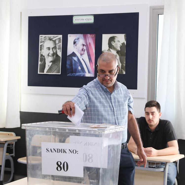 OY KULLANMA İŞLEMİ BAŞLADI