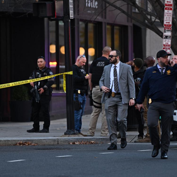 ABD'DE BEYAZ SARAY YAKINLARINDA VURULAN 2 ULUSAL MUHAFIZ ASKERİNİN ÖLDÜĞÜ BİLDİRİLDİ