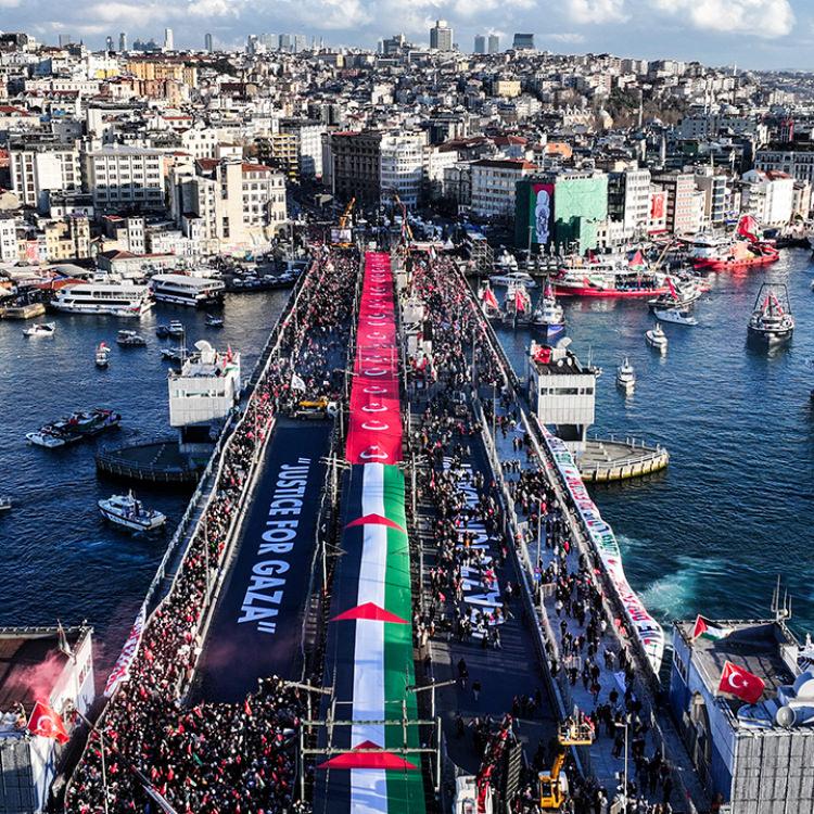 520 BİN KİŞİDEN FİLİSTİN DİRENİŞİ