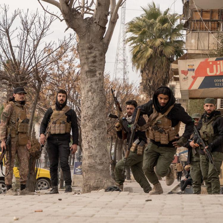 TAHLİYE UZLAŞMASINA RAĞMEN SDG'Lİ TER&Ouml;RİSTLER, G&Uuml;VENLİK G&Uuml;&Ccedil;LERİNE ATEŞ A&Ccedil;TI